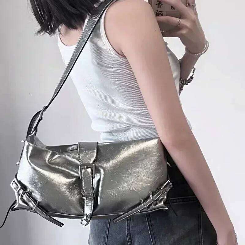 Vintage Korean All Match Streetwear Handbags Fashion Grunge Casual Shoulder Y2k Aesthetic Ins Simple Crossbody Bags Trendy C260204