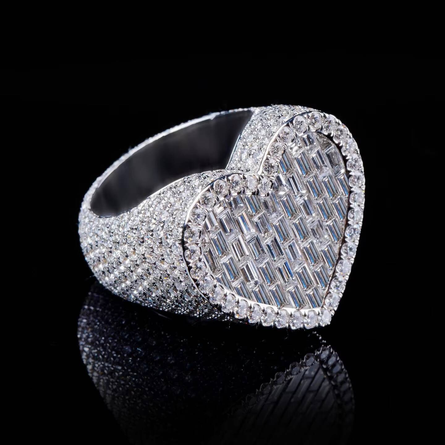 Baguette Cut Iced Out Heart Customized Ring Hip Hop 925 Sterling Silver Sophisticated Moissanite Ring