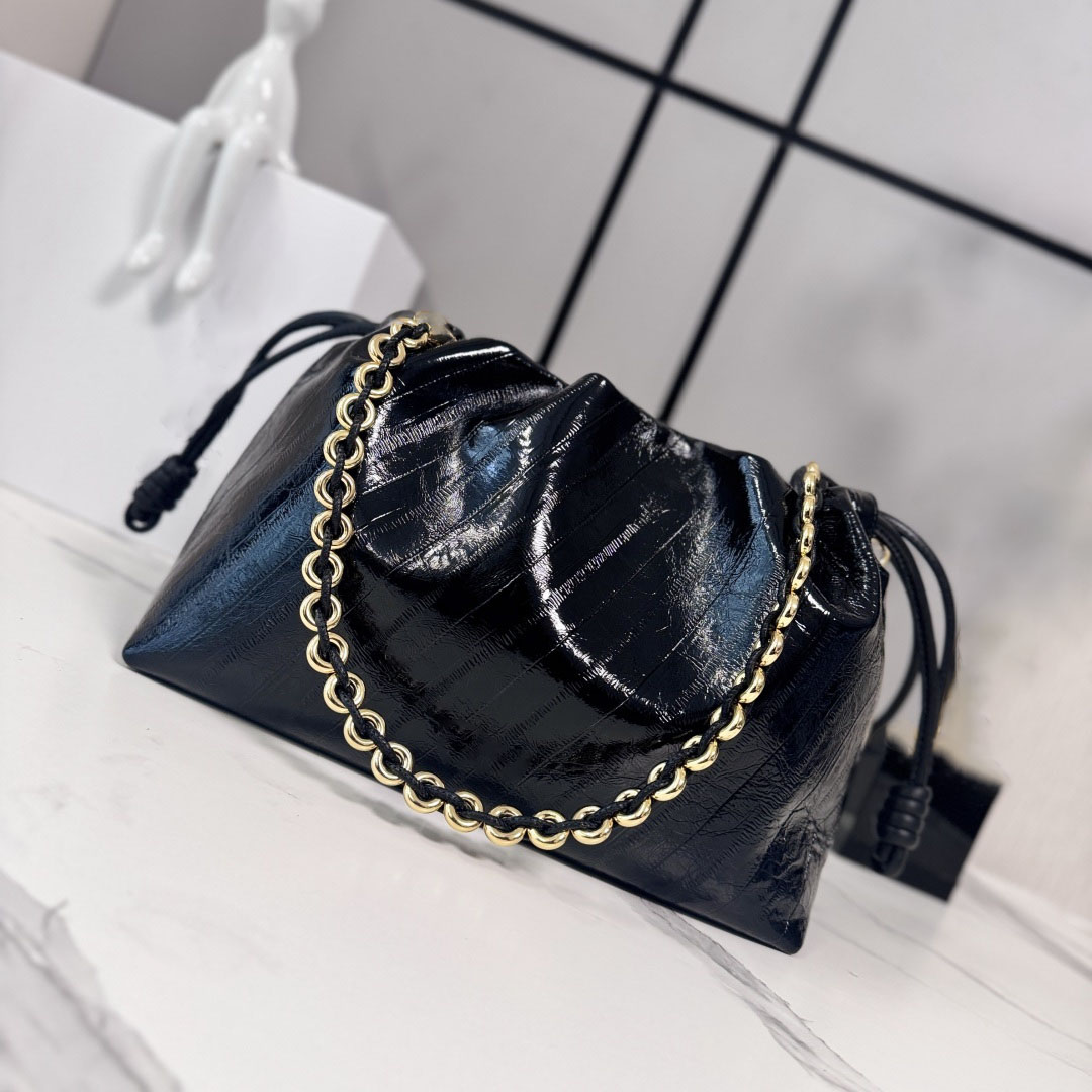 10A top-quality designer women's classic trash bag style tote, medium crocodile-patterned leather size, can be carried as a clutch, stylish and elegant