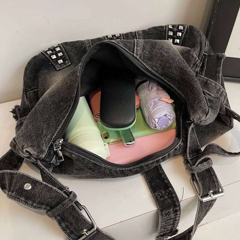 Americana Vintage Distressed Wasteland-Style Rivet Washed Denim Tote Bag Versatile Commuter Shoulder Crossbody Bags for Women C260204