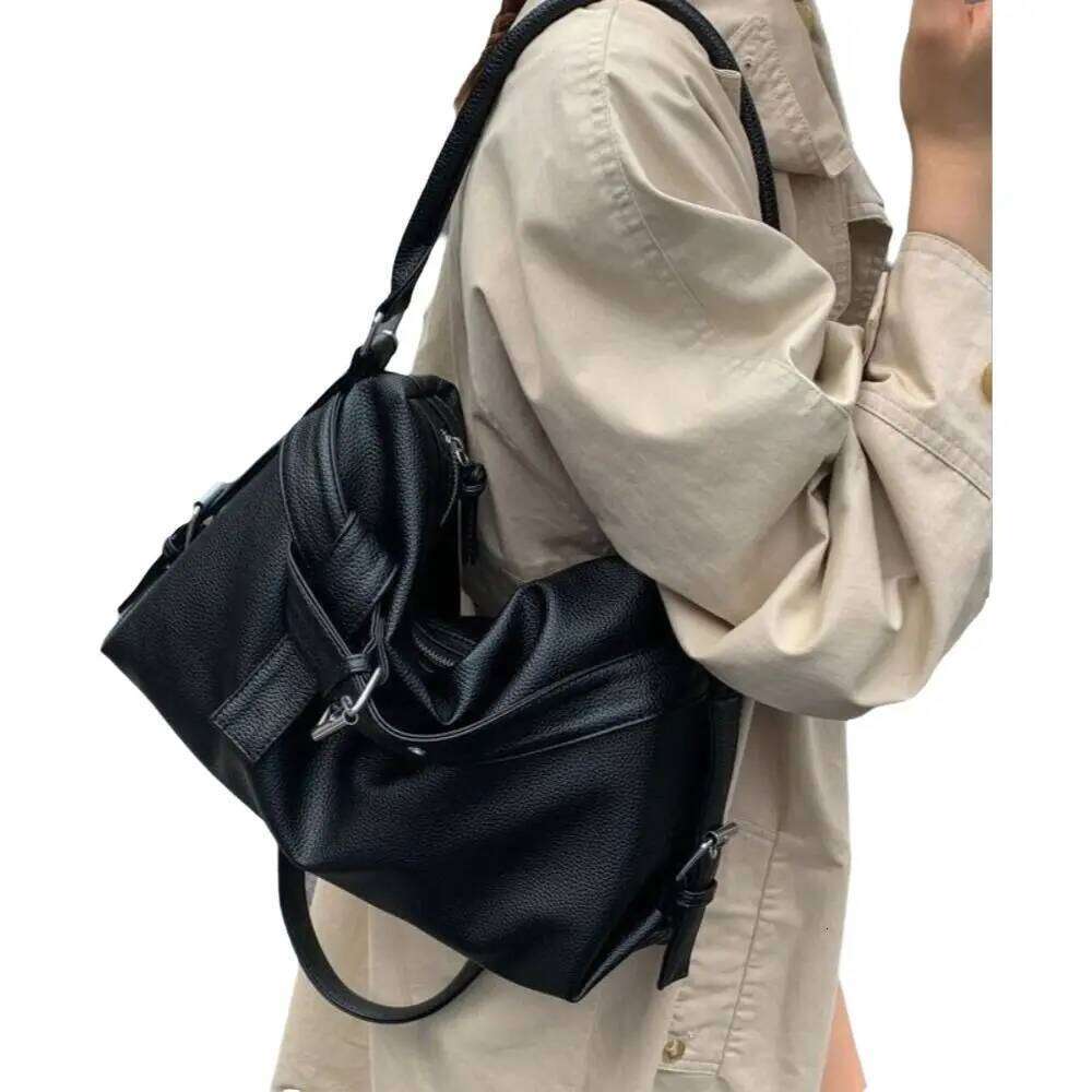 Fashionable Large Capacity Shoulder Black Soft Leather Tote Underarm Crossbody Bag Women C260204