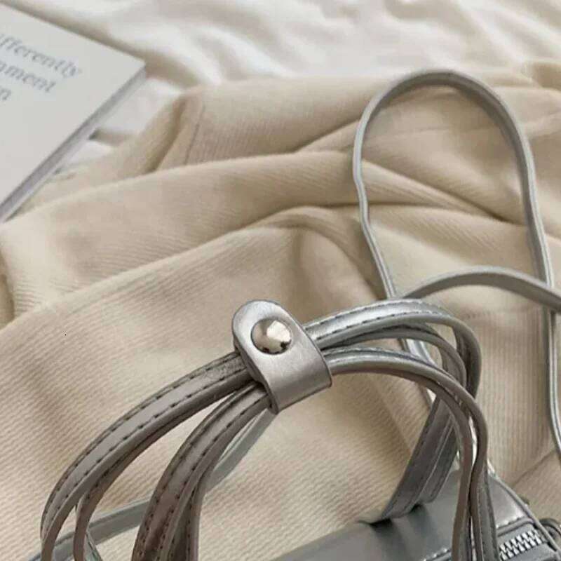 Cute Bow Tie Design Underarm Bags for Women Y2K Korean Fashion Handbags and Purses Pu Leather Shoulder Designer Bag C260204