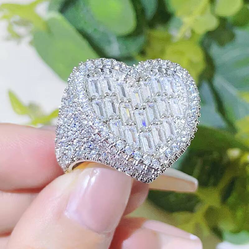 Hot Sale Hip Hop Jewelry Rectangle Diamond Luxury Heart Iced Out Ring VVS Moissanite Class S925 Silver Women Ring