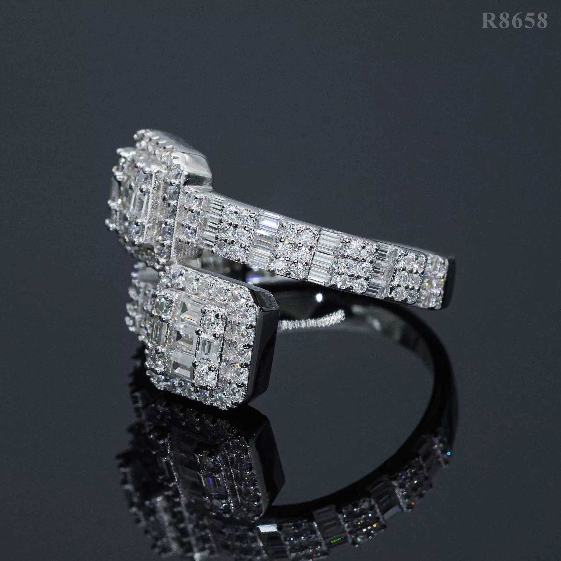 925 Sterling Silver baguette Vvs Moissanite Diamonds Shiny White Gold Plated huggies Rings