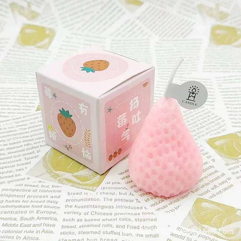 Christmas Lovely Red Strawberry Aromatherapy Candle Girls Bedroom Room Tabletop Fruit Scented Decoration Wedding Souvenirs Gift S260204