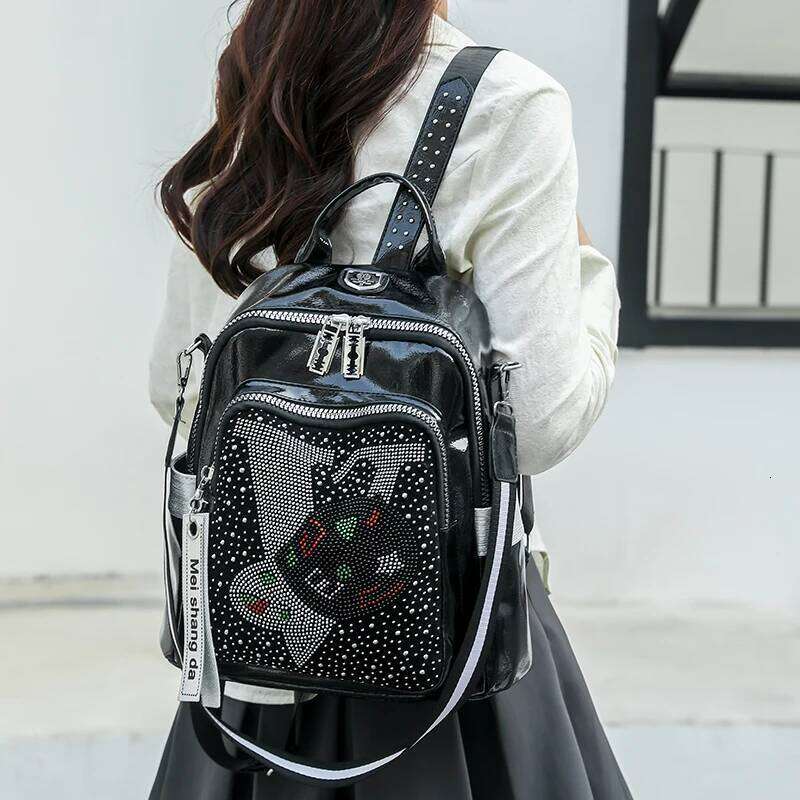 High Quality Leather Multifunctional Backpack With Diamond Stickers Large Capacity Mochilas Luxurious Women's Brand Bag Z260202