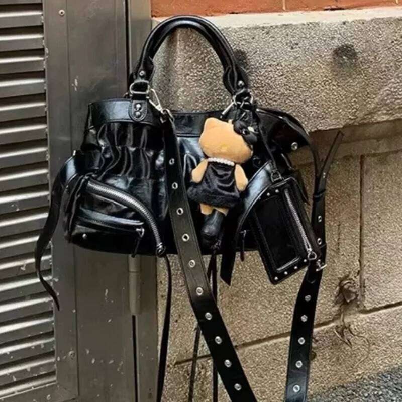 New Fashion Rivet Motorcycle Casual Ladies Texture Handbag Fashionable Commuting Versatile Shoulder Messenger Bag C260204