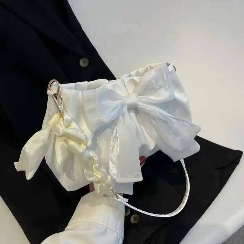 Women's Armpit Pack Butterfly Knot Decoration Single Shoulder Bags Niche Versatile Handheld Solid Small Square Bag C260204