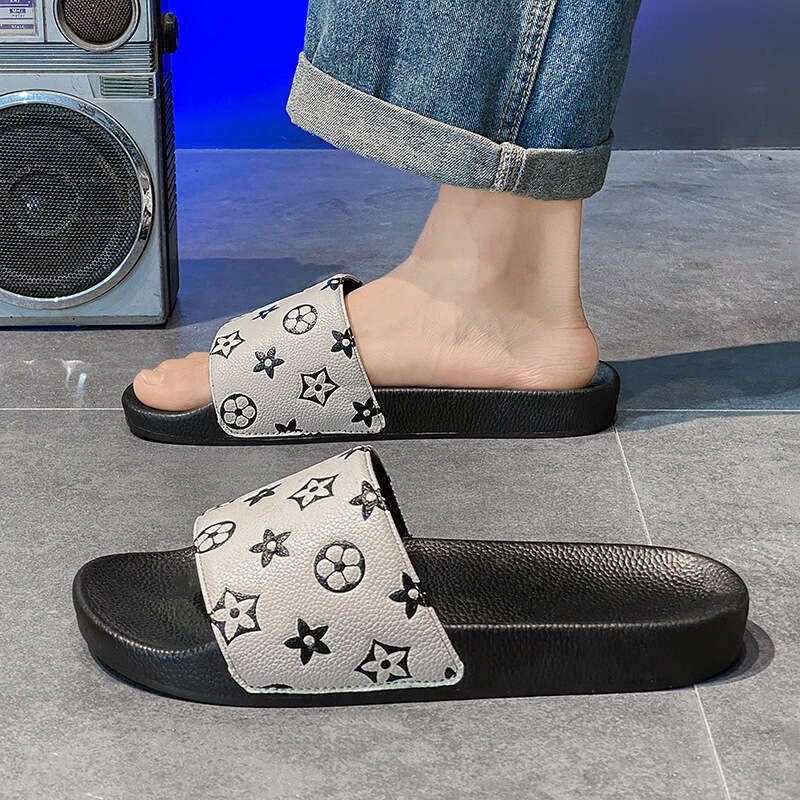 2026 Designer Slippers Men's Beach Sandals, Wide Width Outdoor Casual Slippers for Men, Athletic Sport Slides - view 3