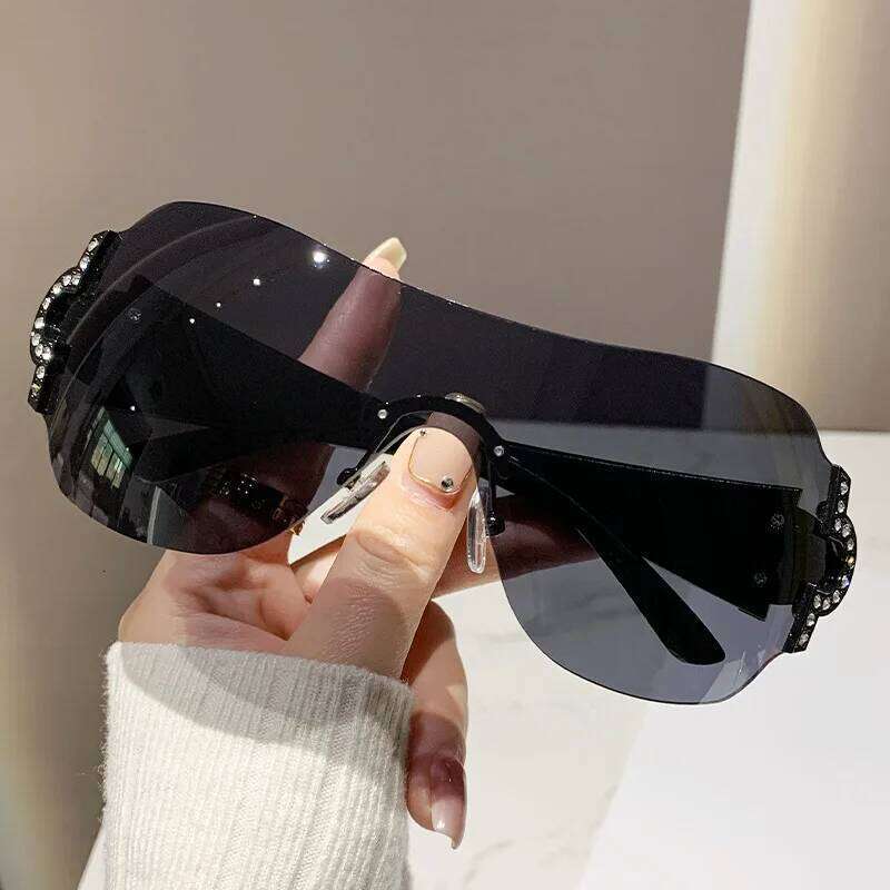 New Women Fashion Y2k Sunglasses Women's Vintage Integrated Surround Sun Glasses Lady UV Protective Eyewear UV400 Oculos De Sol C260204