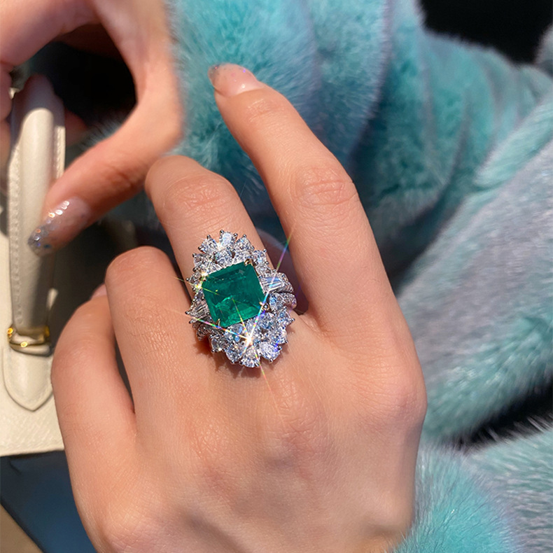 Sparkling Luxury Jewelry Wedding Rings 925 Sterling Silver Fill Princess Cut Emerald Water Drop Zircon CZ Diamond Party Women Open Ring Adjustable Siz