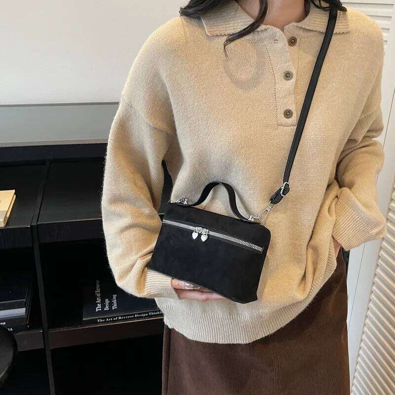 New Trendy Matte Crossbody Minimalist Box Design Pure Color Handle Bag for Women Textured Casual and Versatile Evening Bags C260204
