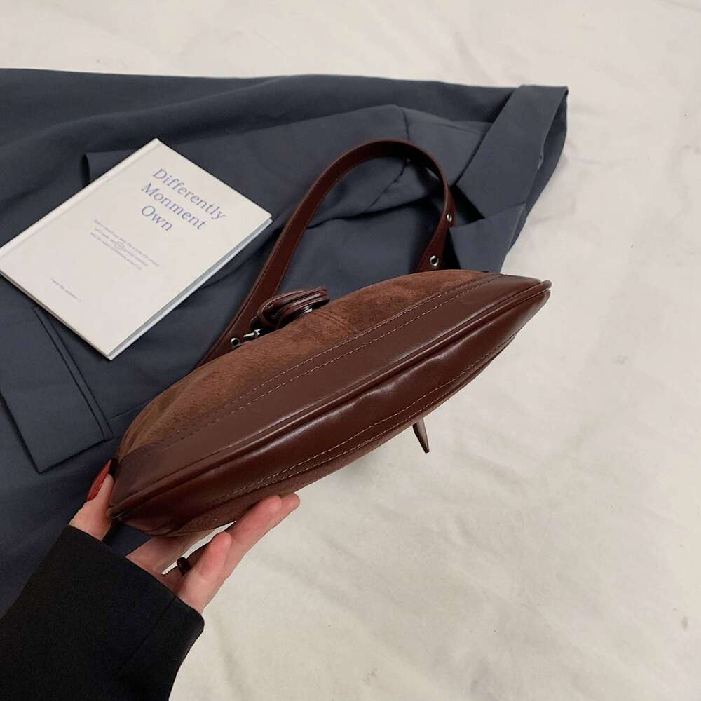 Faux Suede Leopard Shoulder Women New In 2025 PU Leather Vintage Handbags French Style Fashion Female Bags Designer Package C260204