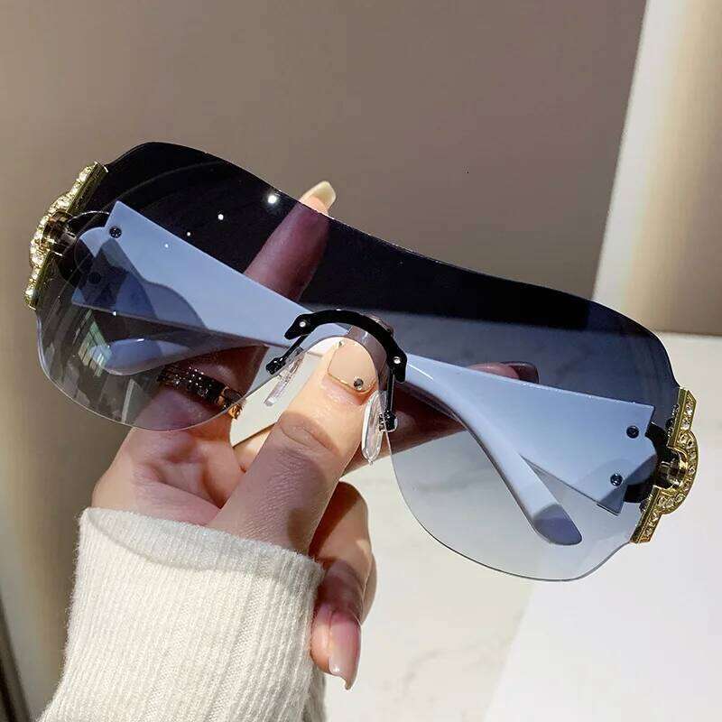 New Women Fashion Y2k Sunglasses Women's Vintage Integrated Surround Sun Glasses Lady UV Protective Eyewear UV400 Oculos De Sol C260204