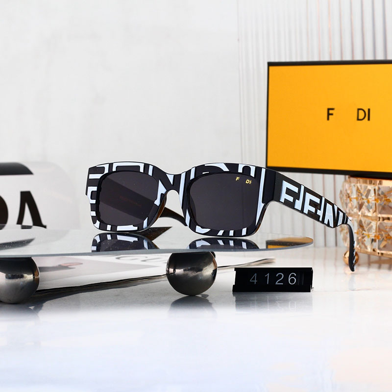 Designer Sunglasses for women colorful square box is personalized Goggle Eyeglasses frame Outdoor Beach Sun Glasses For women