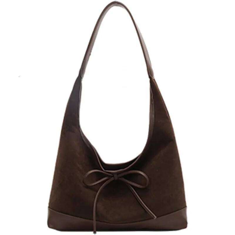 Hobo Solid Colour Handbag Lightweight Slouchy Shoulder Bag for Women Travel Shopping Work C260204