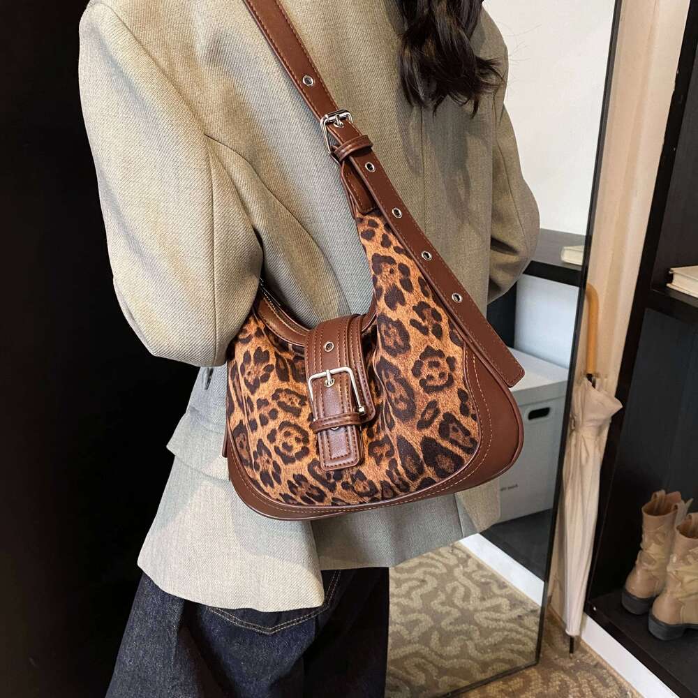 Faux Suede Leopard Shoulder Women New In 2025 PU Leather Vintage Handbags French Style Fashion Female Bags Designer Package C260204