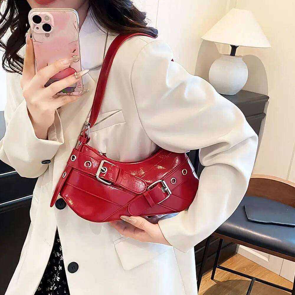 Y2K Punk Shoulder Vintage Maillard Style Belt Design Crossbody Bag Retro Edgy Underarm Purse for Women C260204
