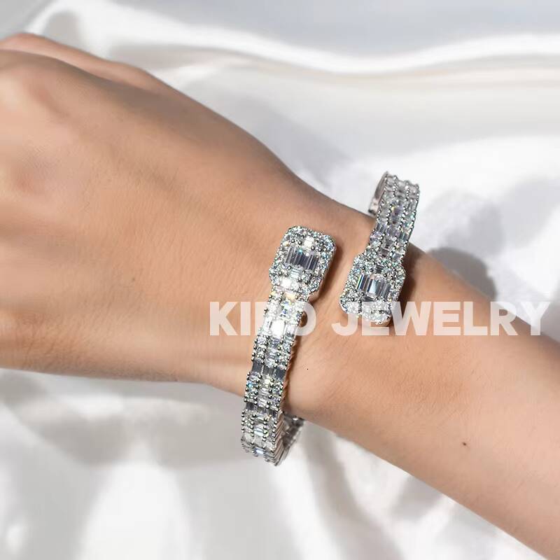 Luxury Hip Hop Men Bracelet 8mm Wide VVS baguette Moissanite Hip-hop Opening Ice Out Moissanite Bracelet