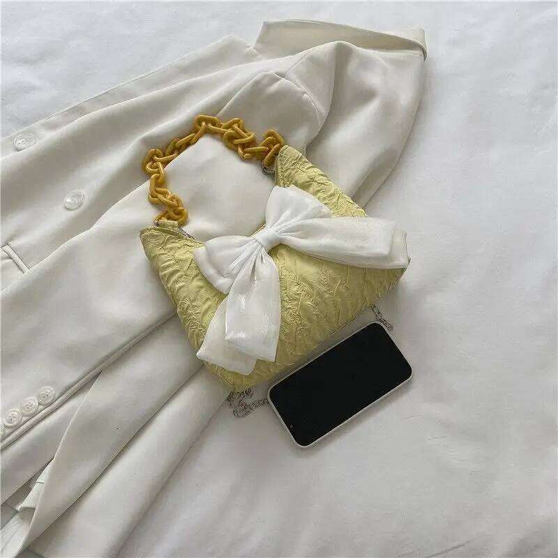 New Commuting Trendy Small Large Capacity Women's Casual Versatile tote bag Fashion Cute Bow Chain Crossbody Bag C260204