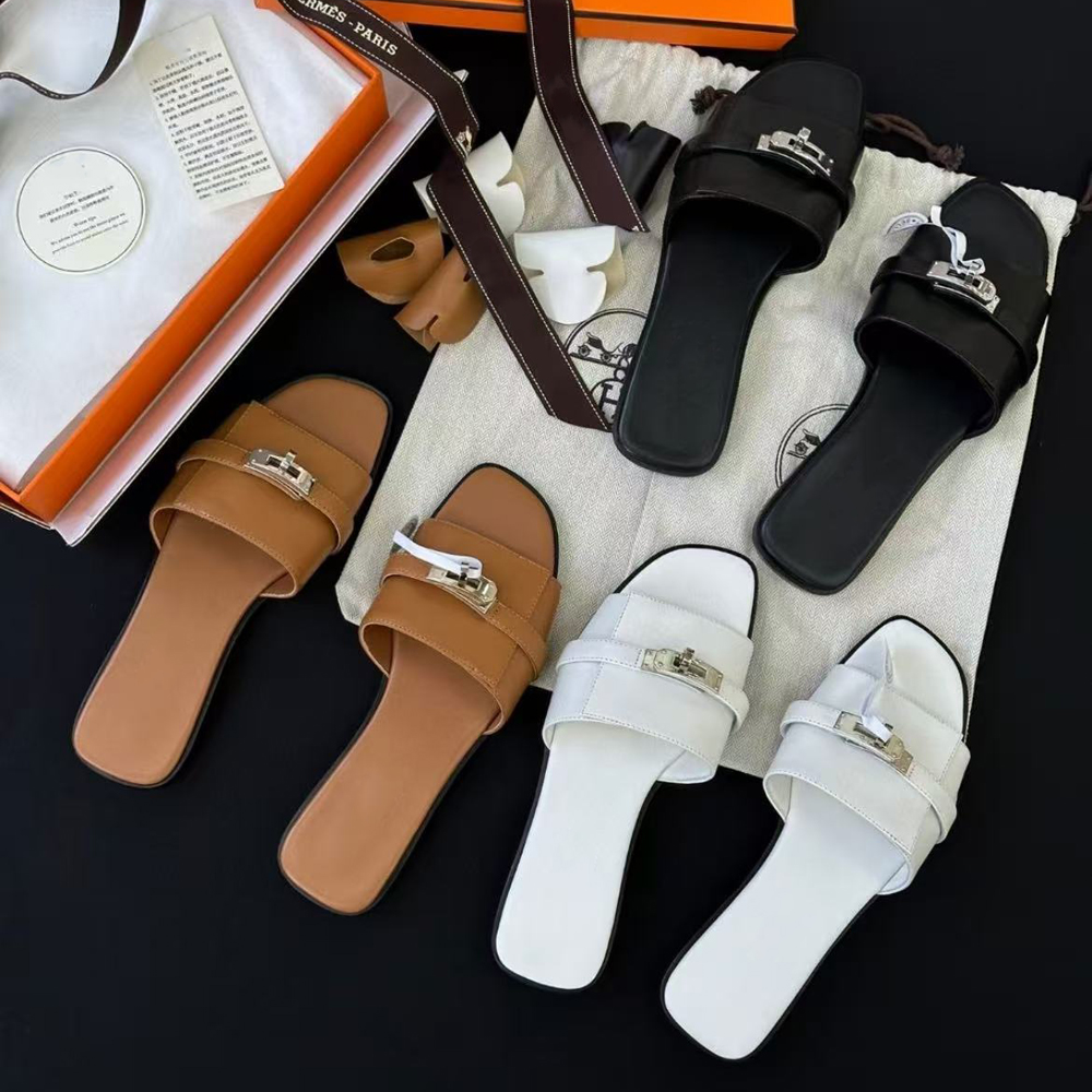 women slippers designer sandals Non-slip for going to the beach and playing in the water in summer Luxury slides