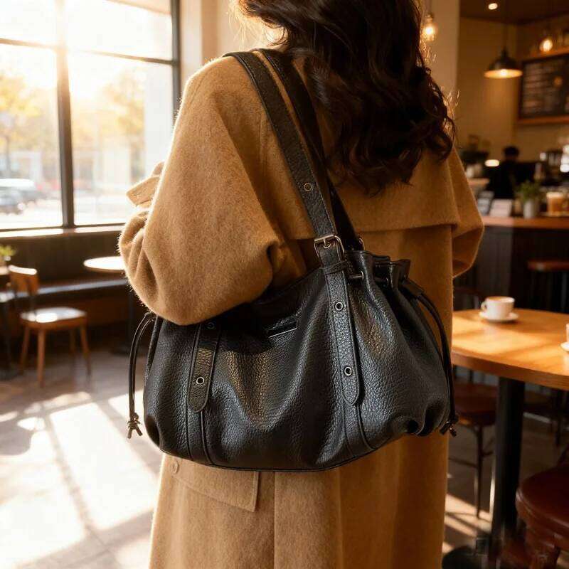 Women's Designer Handbag Korean Style Tote Luxury Large Capacity Underarm Fashion Drawstring Shoulder Bag for Office C260204