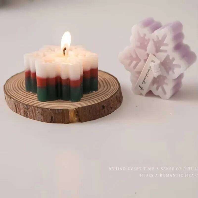 Christmas Day Snowflake Aromatherapy Atmosphere Candle Winter Box Creative Home Decoration Holiday Gift S260204