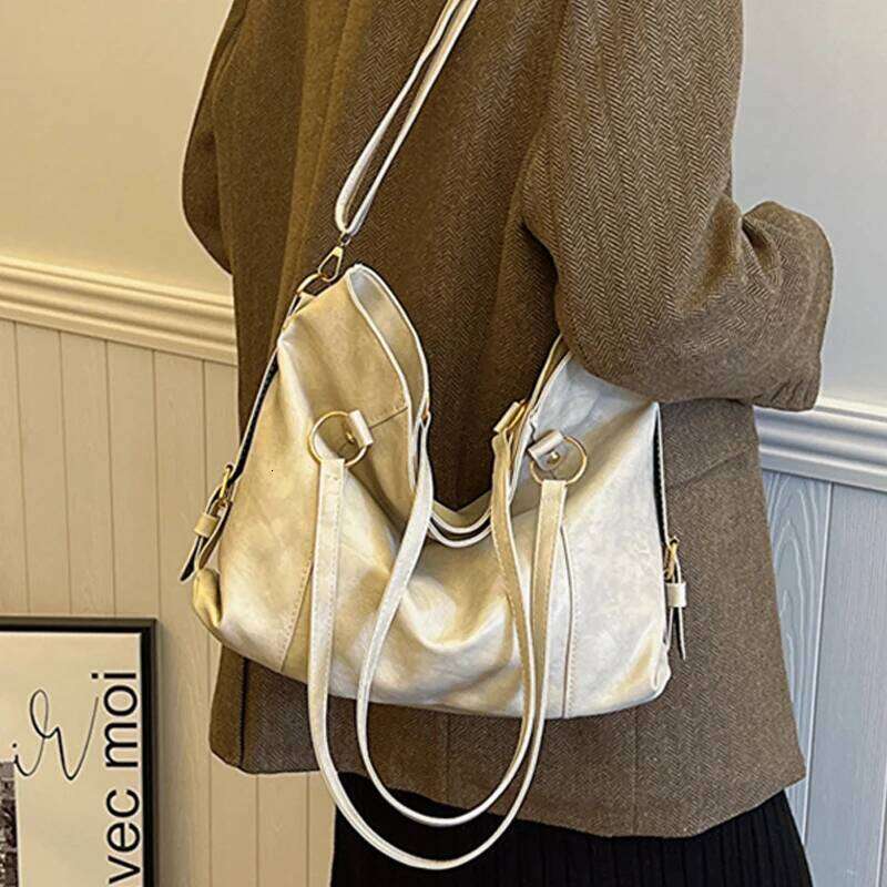 Large Capacity Fashionable Retro Women S Shoulder New Tote Bag Y260204