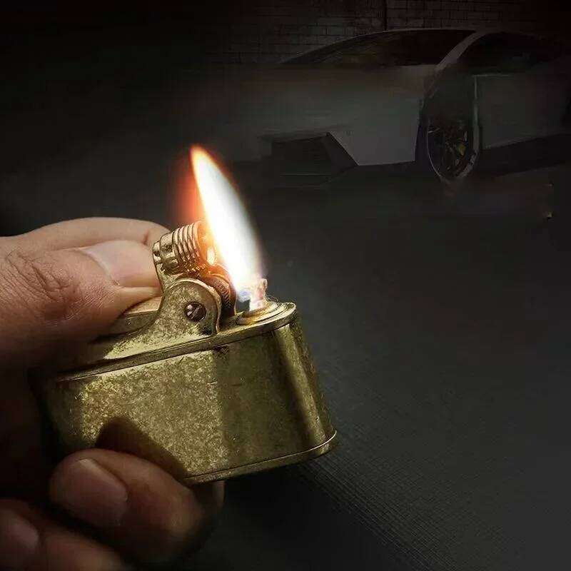 Brass Pressure Ignition Kerosene Lighter Retro Mechanical Gasoline Lighters Cigar Cigarette Accessory Gift for Men S260207