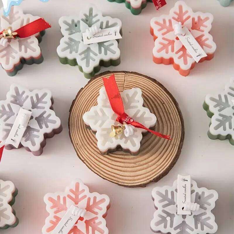 Christmas Day Snowflake Aromatherapy Atmosphere Candle Winter Box Creative Home Decoration Holiday Gift S260204