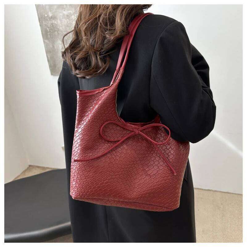 2025 New Fashion Casual Shoulder Handbag Retro Bow Large Capacity Tote Underarm Bag Y260204