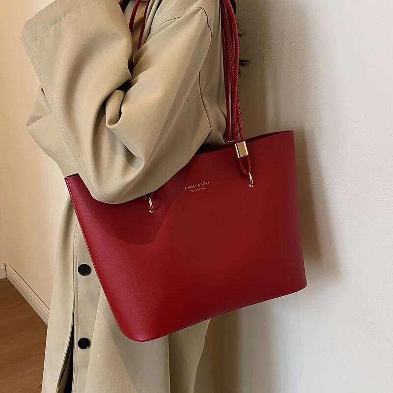 Red Fashion Shoulder Large Capacity Brand PU Leather Luxury Designer Tote Bag Commuter Wedding Party Big Handbag Y260204
