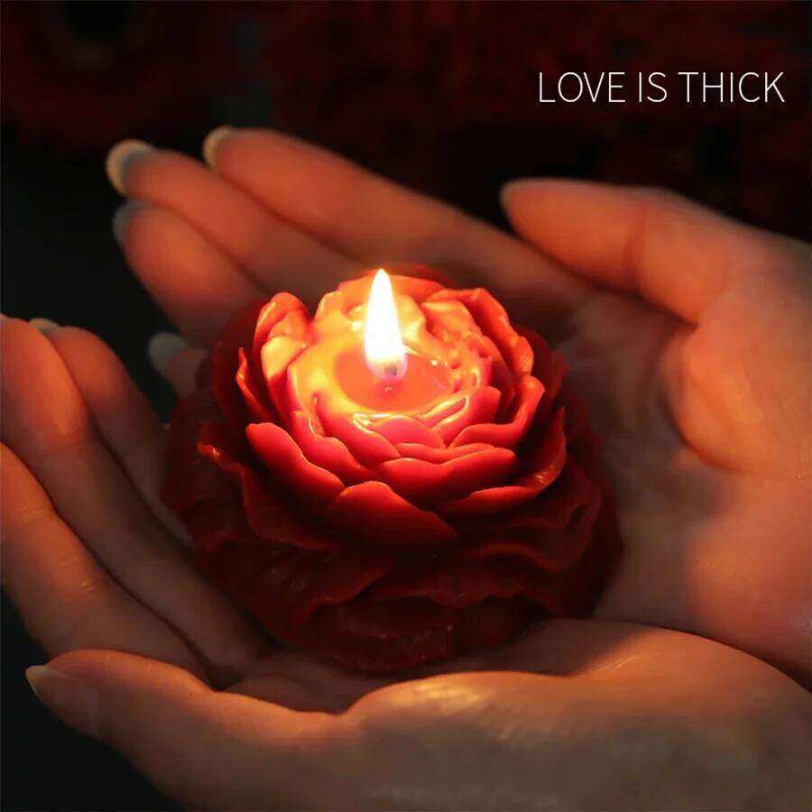 1 piece of 90g/3.17oz peony shaped low-temperature aromatherapy candle is perfect for couples to play SM style soy drip wax S260204