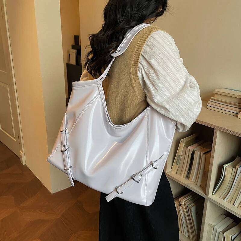 Women's PU Leather Tote Bag Decor Adjustable Strap Large Capacity Casual Daily Shoulder Underarm Bags Simple New Handbag 2026 Y260204