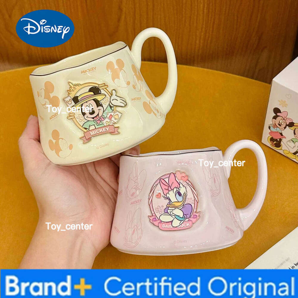 Disney Mickey Cartoon Anime Couples Lid Mug Cute Print Ceramic Donald Duck Tea Coffee Milk Cup Decoration Kawaii Gift for Girls H260205