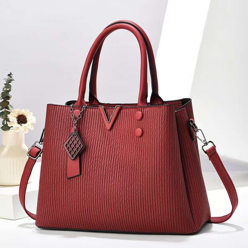 Designer brand bags 2026 New Handbag Texture PU designer brand Versatile Large Capacity Shoulder Fashion Trend Crossbody Bag