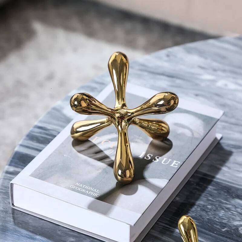 Resin Ornament Display Geometric Sculpture Furnishings Living Room Figurines Miniatures Home Accessories Decoration Crafts Gifts S260204