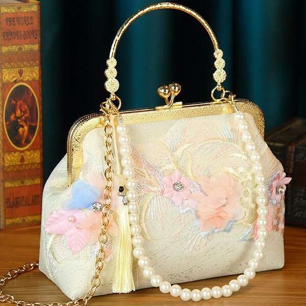 New Arrivals Original Heavy Craft Flower Lace Mesh Socialite Handbag Ancient Style Cheongsam Banquet Rhinestone High-End Women's Bag Evergwish