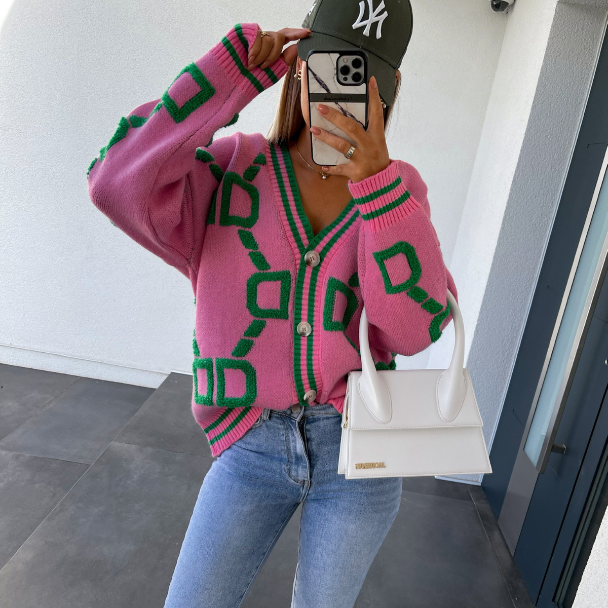 Luxury Brand Designer Clothes European And American Sheep Wool V-Neck Single-Breasted Knitted Cardigan 2025 Autumn Winter New Loose Sweater Coat Top
