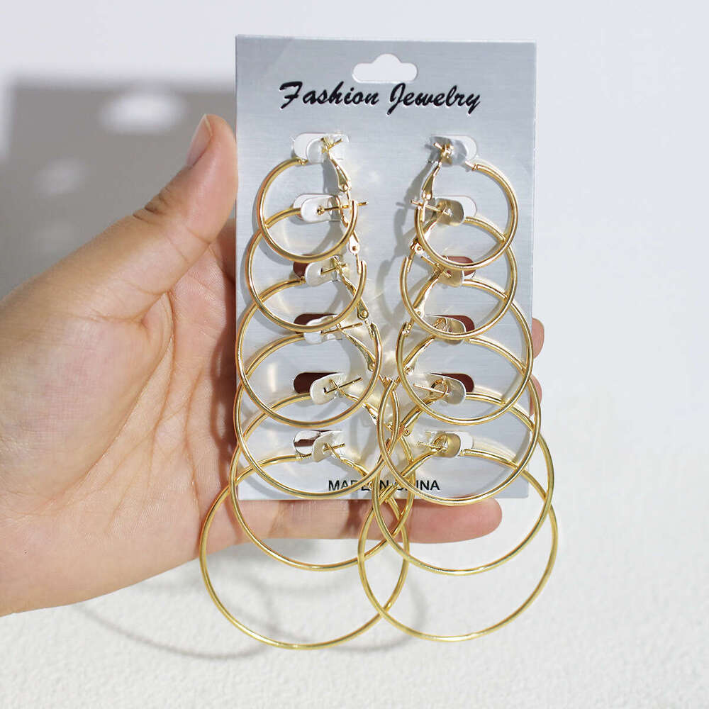 european and american versatile earrings for women to look slim internet famous with different sizes of earrings combined in a simple and fashionable 