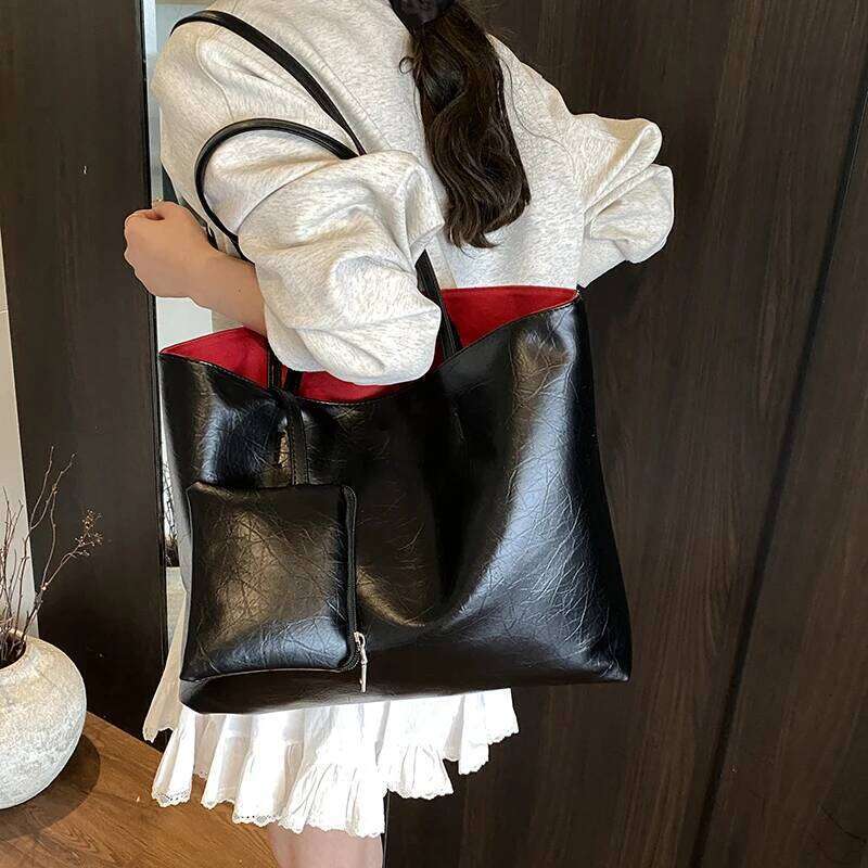 LEFTSIDE high-capacity PU Leather Tote Bags For Women 2025 New Trend Female Shoulder Bag Soft Solid Color Handbags And Purses Y260204