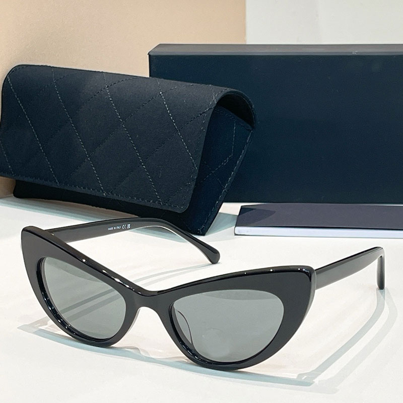 New Women Designer CAT EYE SUNGLASSES CH71774 Luxury Lady Black Acetate Eyewear Frame Metal Letter CC Decorative UV400 Protective Sunglasses for Womens