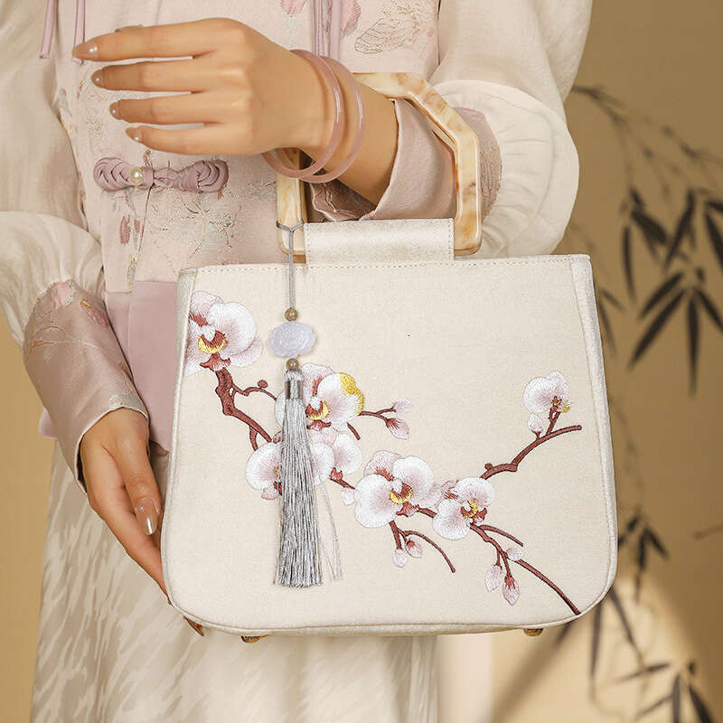 New Chinese Style Qipao Banquet Hanfu Handbag Embroidered Small Square Bag In Stock Evergwish