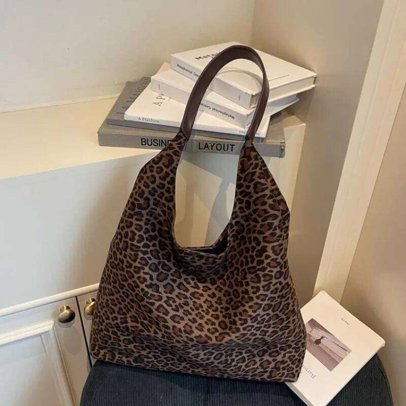 New Retro Casual Shoulder Trendy Fashion Underarm Large Capacity Leopard Print Tote Bag Women Y260204