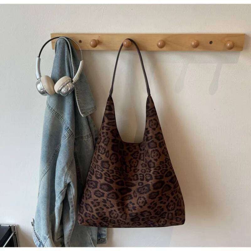 New Retro Casual Shoulder Trendy Fashion Underarm Large Capacity Leopard Print Tote Bag Women Y260204