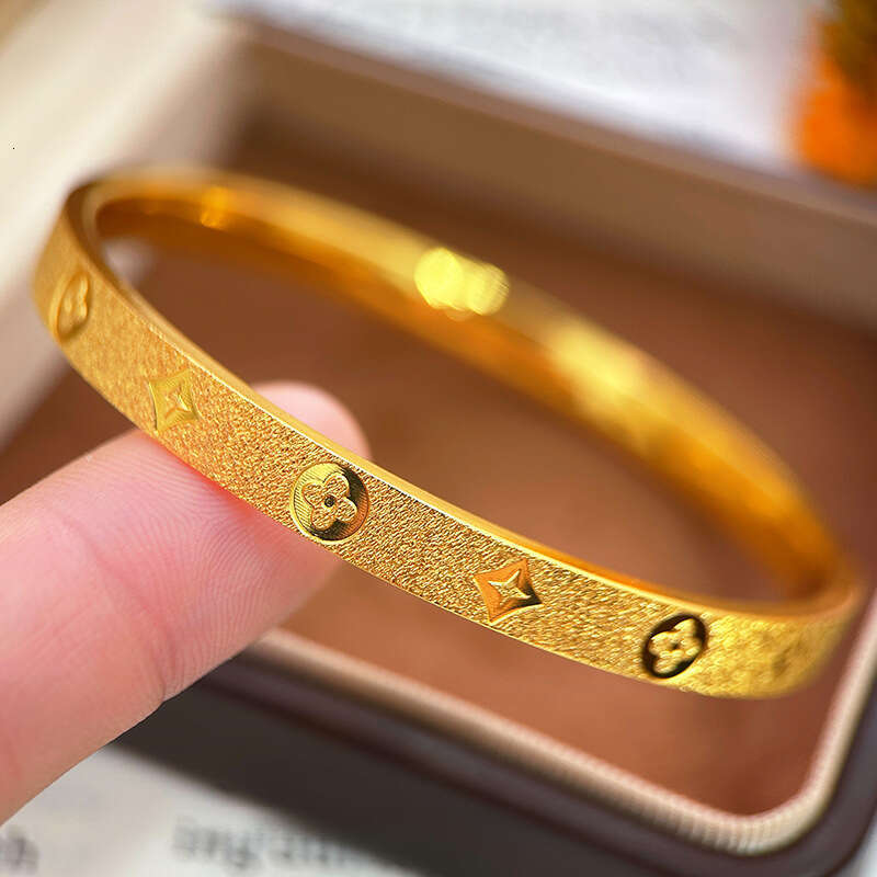 Niyou 24k Real Plated Sand Gold CNC Money Style Four-Leaf Clover Old Flower Bracelet Ring for Women Gift