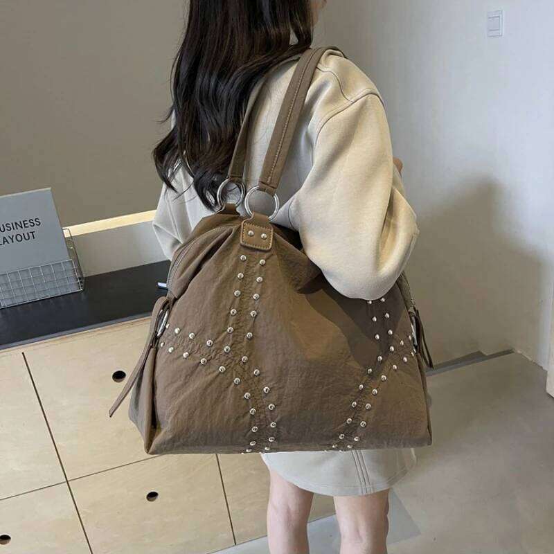 New Solid Color Nylon Zipper Shoulder 2026 High Quality Versatile Casual Tote Bags on Sale Large Capacity Sweet Women's Bag Y260204