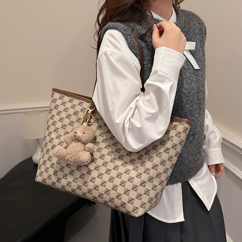 free shipping design bag 2026 Women's Retro Fashion Tote Stylish Large Capacity Shoulder Bag, Spacious Casual Purse