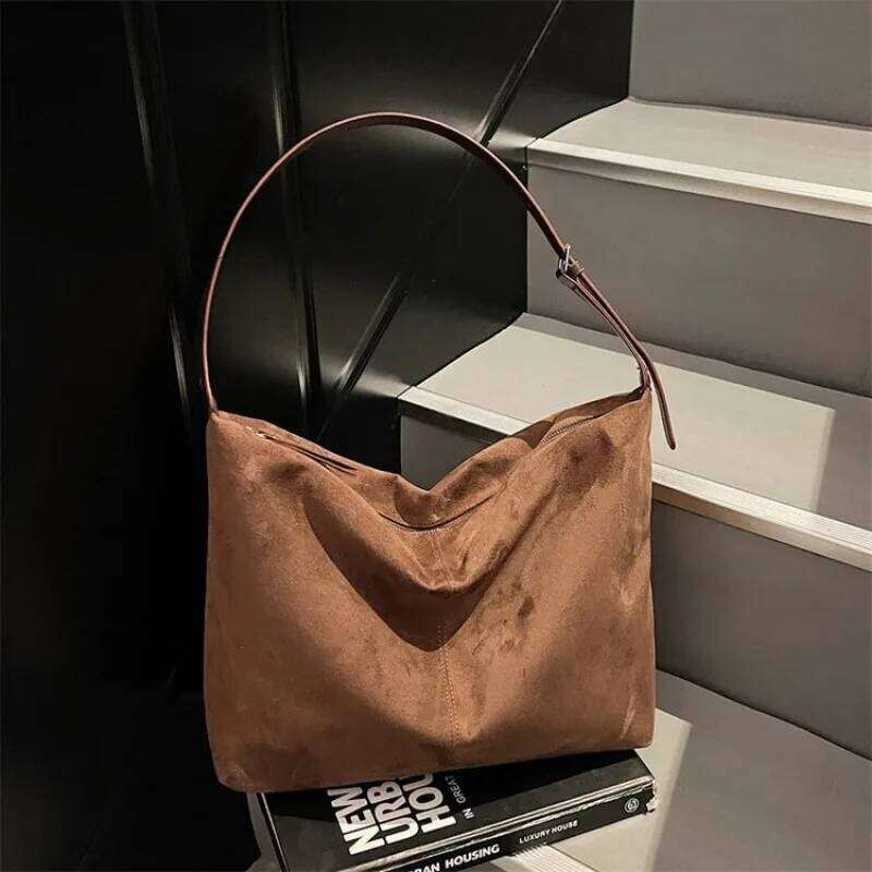 Sophisticated Effortless Diaper Bag Crossbody Mom Park Outing Baby Care Exquisite Chic Sleek Fashionable Parent-Friendly Y260204