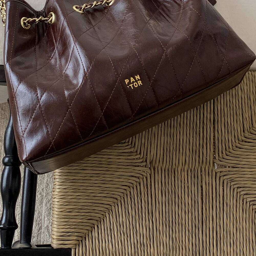 Great-Looking Chain Armpit for Women, New Autumn and Winter Light Luxury Niche High-End Single Shoulder Bag Y260204